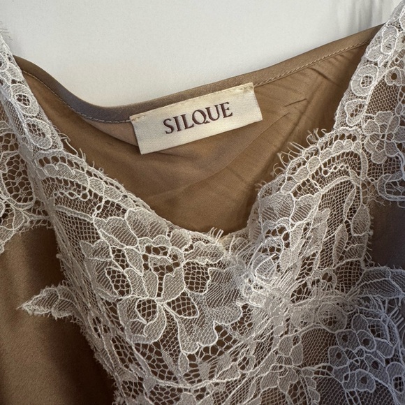 ANTALYA SILK DRESS (XS)
Sold to you by SILQUE
Fulfilled by SILQUE in Australia - Picture 8 of 9